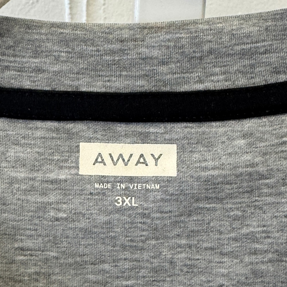Away Travel Men's 3XL Heather Grey Crewneck Sweatshirt Zipper Pocket Athleisure - Picture 8 of 11